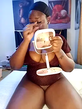 Snapshot of Cherriikenzie chatting on 10/23/25, 10:36 Cherriikenzie online show from 10/23/25, 10:36