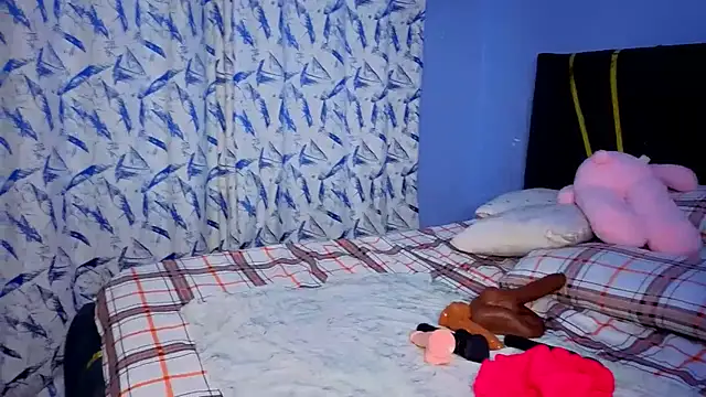 Cherriikenzie online show from 04/24/26, 06:05