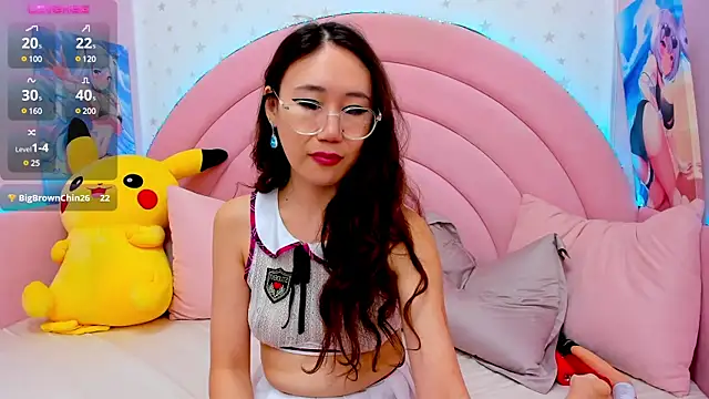 Nao  Chan  online show from 12/13/24, 04:33