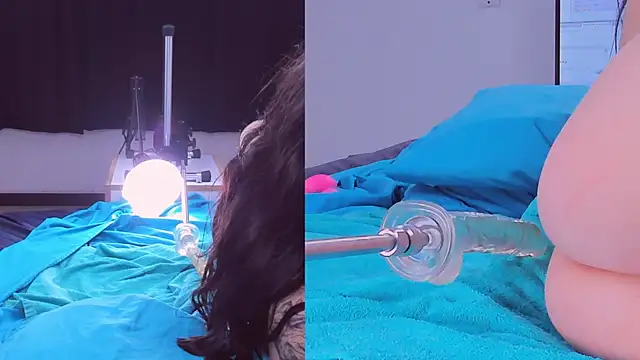 Snapshot of Kinky_Cloe chatting on 12/12/24, 06:31 Kinky Cloe online show from 12/12/24, 06:31