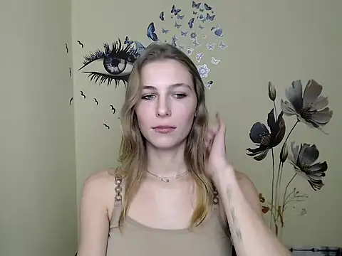 StrangerGi online show from 12/04/24, 04:05