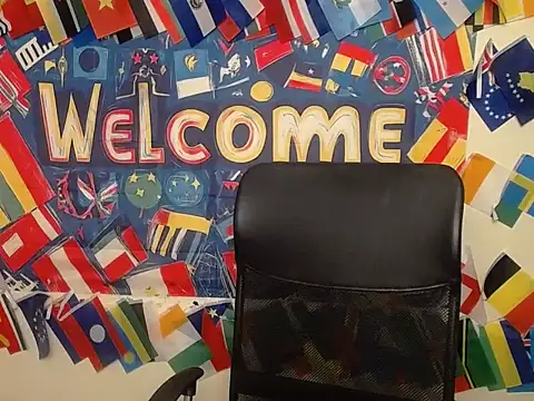 StrangerGi online show from 06/19/26, 06:18