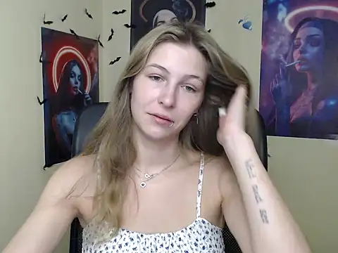 StrangerGi online show from 07/02/26, 06:19