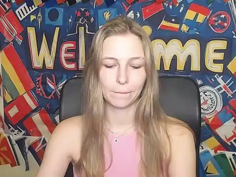 StrangerGi online show from 07/13/26, 06:16