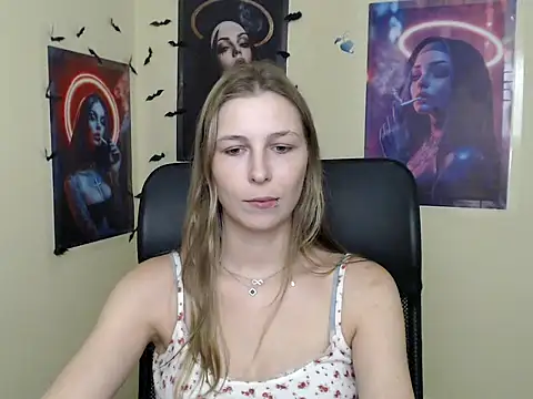 StrangerGi online show from 07/14/26, 10:21