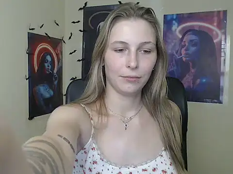 StrangerGi online show from 07/27/26, 12:23