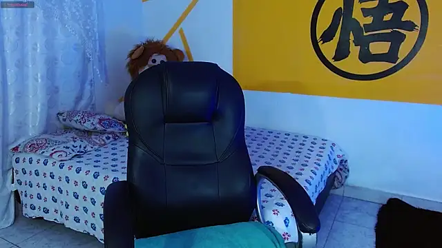 Snapshot of Matthew_Boy_ chatting on 12/21/24, 05:14 Matthew Boy  online show from 12/21/24, 05:14