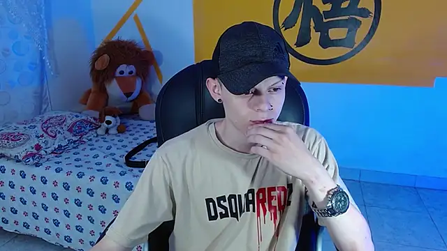 Snapshot of Matthew_Boy_ chatting on 01/07/25, 05:54 Matthew Boy  online show from 01/07/25, 05:54