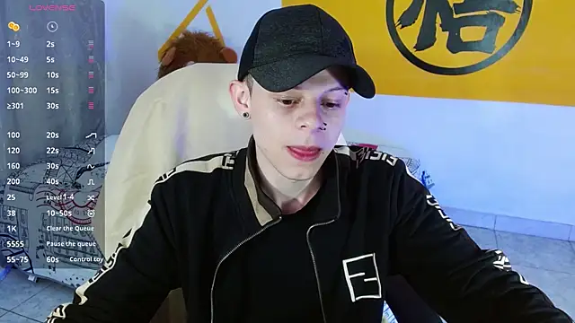 Snapshot of Matthew_Boy_ chatting on 01/13/25, 05:01 Matthew Boy  online show from 01/13/25, 05:01