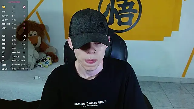 Snapshot of Matthew_Boy_ chatting on 01/19/25, 01:55 Matthew Boy  online show from 01/19/25, 01:55