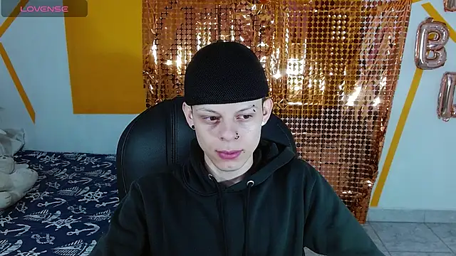 Snapshot of Matthew_Boy_ chatting on 01/25/25, 05:29 Matthew Boy  online show from 01/25/25, 05:29