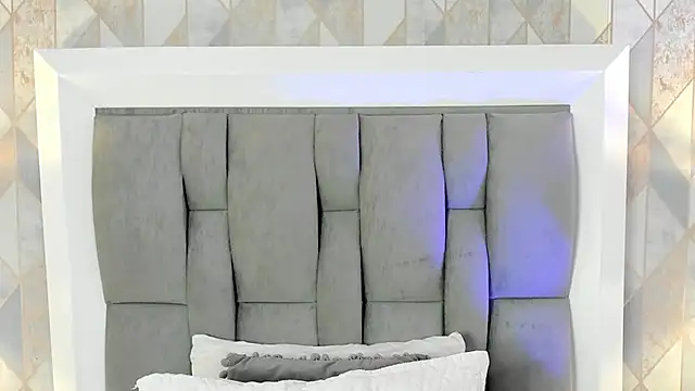anais cooper online show from 12/17/24, 11:28