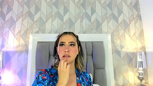 anais cooper online show from 12/29/24, 03:00