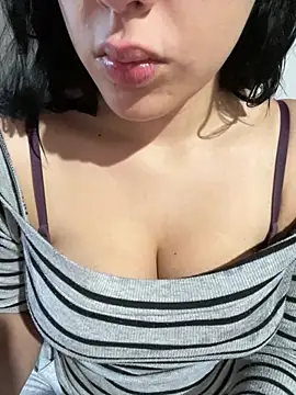 EvelisePetrovich online show from 07/10/26, 11:57