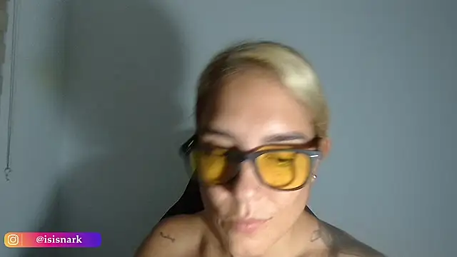 Isis69  online show from 11/07/25, 01:05