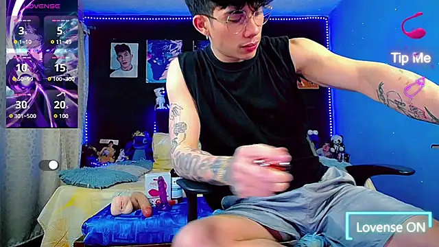 thiagomurphyy online show from 09/27/25, 05:23