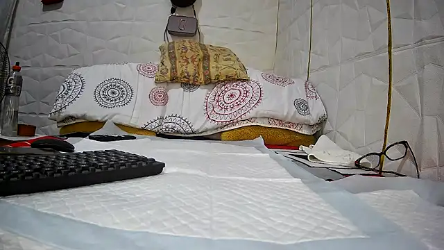 Snapshot of Mendoza_Amaranata chatting on 09/14/25, 04:55 Mendoza Amaranata online show from 09/14/25, 04:55