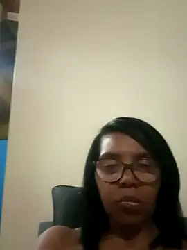 Snapshot of Mendoza_Amaranata chatting on 10/21/25, 05:19 Mendoza Amaranata online show from 10/21/25, 05:19