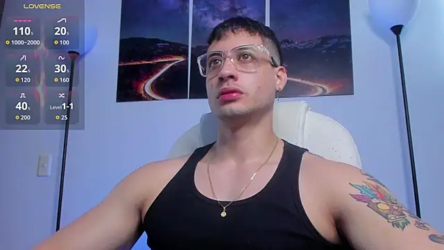 Snapshot of matt_saill chatting on 11/26/25, 01:56 matt saill online show from 11/26/25, 01:56