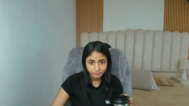 shaneelle online show from 05/13/26, 12:02