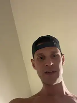 Camcam21 online show from 02/28/25, 07:58