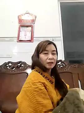 Sexy-ladyboobs20 online show from 12/22/24, 11:54