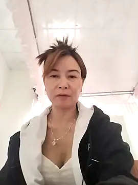 Sexy-ladyboobs20 online show from 12/24/24, 05:16