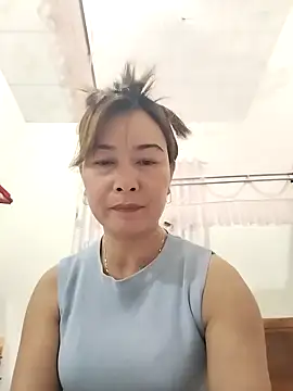 Sexy-ladyboobs20 online show from 01/01/25, 12:11