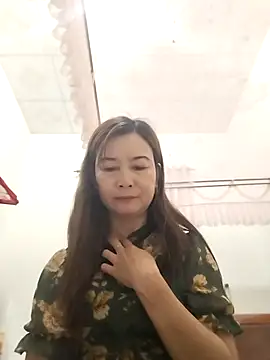 Sexy-ladyboobs20 online show from 01/04/25, 10:34