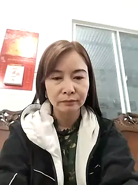 Sexy-ladyboobs20 online show from 01/10/25, 11:54