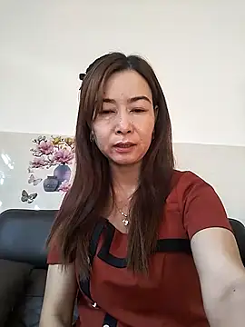 Sexy-ladyboobs20 online show from 03/15/25, 12:58