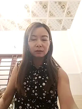 Sexy-ladyboobs20 online show from 03/20/25, 12:30