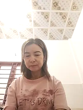 Snapshot of Sexy-ladyboobs20 chatting on 10/03/25, 12:51 Sexy-ladyboobs20 online show from 10/03/25, 12:51