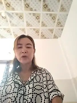 Snapshot of Sexy-ladyboobs20 chatting on 10/04/25, 01:03 Sexy-ladyboobs20 online show from 10/04/25, 01:03