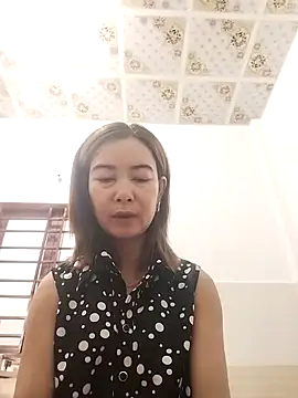 Snapshot of Sexy-ladyboobs20 chatting on 10/13/25, 01:16 Sexy-ladyboobs20 online show from 10/13/25, 01:16