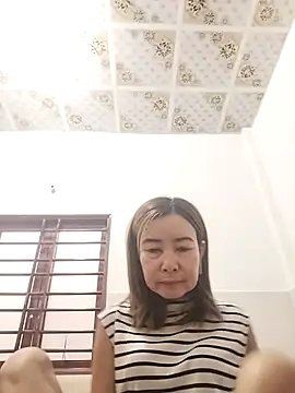 Snapshot of Sexy-ladyboobs20 chatting on 10/23/25, 01:16 Sexy-ladyboobs20 online show from 10/23/25, 01:16