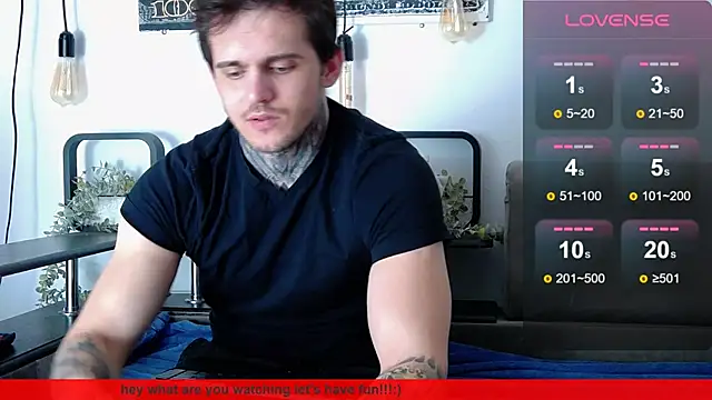 Snapshot of CarterCole chatting on 03/10/25, 01:43 CarterCole online show from 03/10/25, 01:43