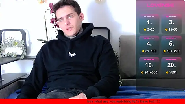 Snapshot of CarterCole chatting on 03/22/25, 08:08 CarterCole online show from 03/22/25, 08:08