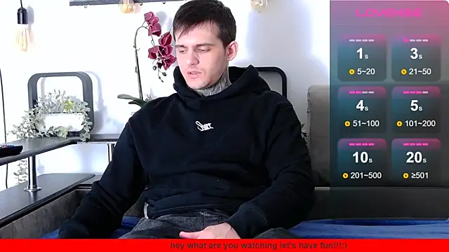 Snapshot of CarterCole chatting on 03/23/25, 08:04 CarterCole online show from 03/23/25, 08:04