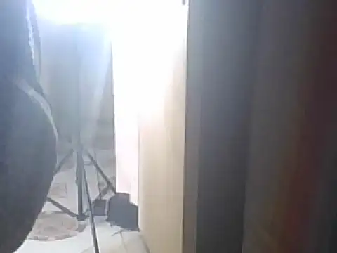 Snapshot of Bootiq chatting on 09/21/25, 01:35 Bootiq online show from 09/21/25, 01:35