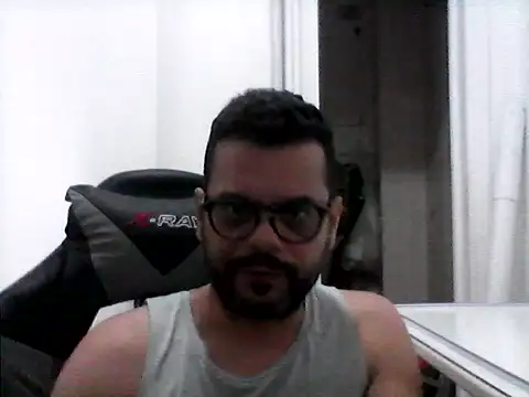 HornyBeachBoyBR online show from 07/30/26, 01:21