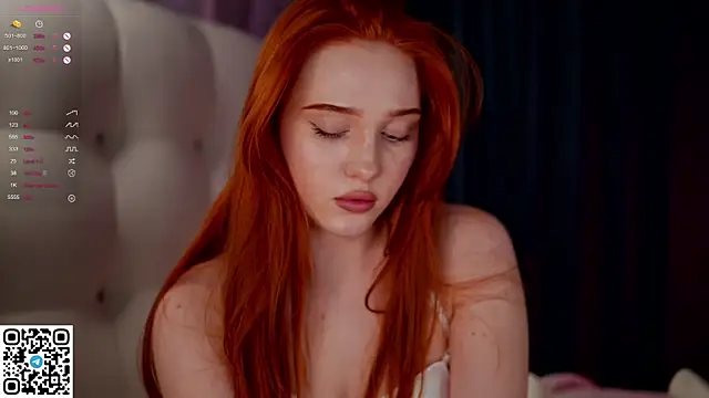 Snapshot of KleinGlif chatting on 01/10/25, 09:02 KleinGlif online show from 01/10/25, 09:02