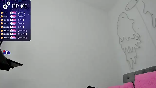 amber martinez online show from 02/19/25, 06:32