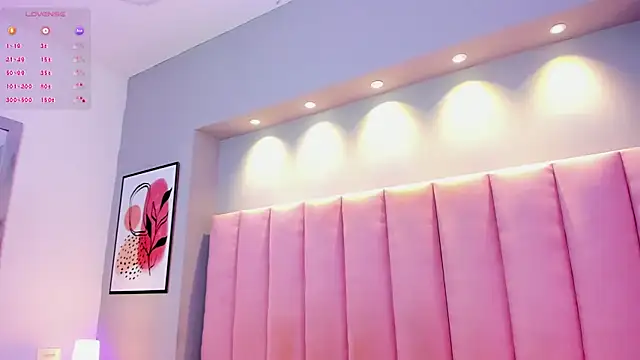 Snapshot of KeilyRoss chatting on 09/29/25, 09:08 KeilyRoss online show from 09/29/25, 09:08