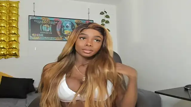 Snapshot of Georginaxx chatting on 12/06/24, 04:06 Georginaxx online show from 12/06/24, 04:06