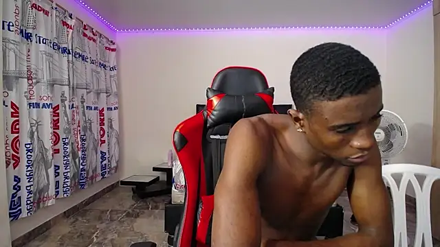 Couplex sexx online show from 10/28/25, 06:06