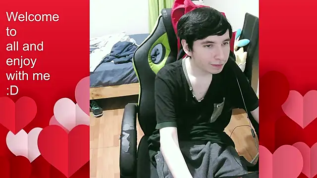 Snapshot of Twink_martinboy chatting on 09/11/25, 02:44 Twink martinboy online show from 09/11/25, 02:44