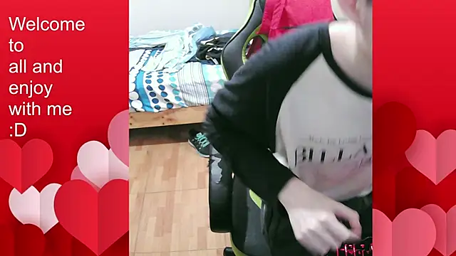 Snapshot of Twink_martinboy chatting on 10/04/25, 09:35 Twink martinboy online show from 10/04/25, 09:35