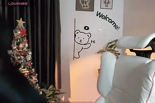  Aimy  online show from 12/22/24, 04:06