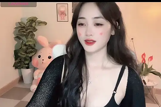  Aimy  online show from 10/28/25, 04:42